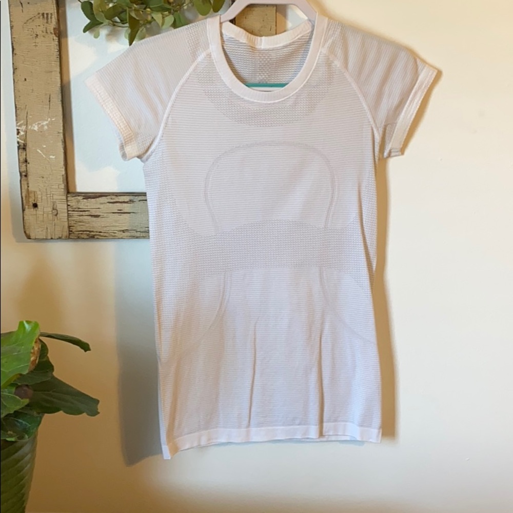 Lululemon swiftly tech